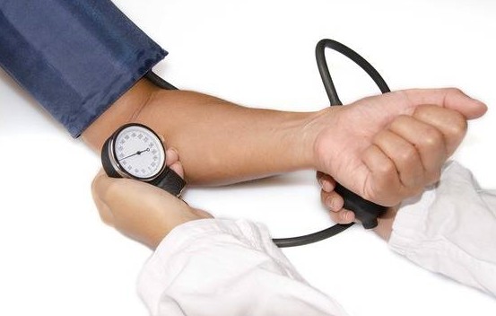 고혈압의 원인과 증상 그리고 예방